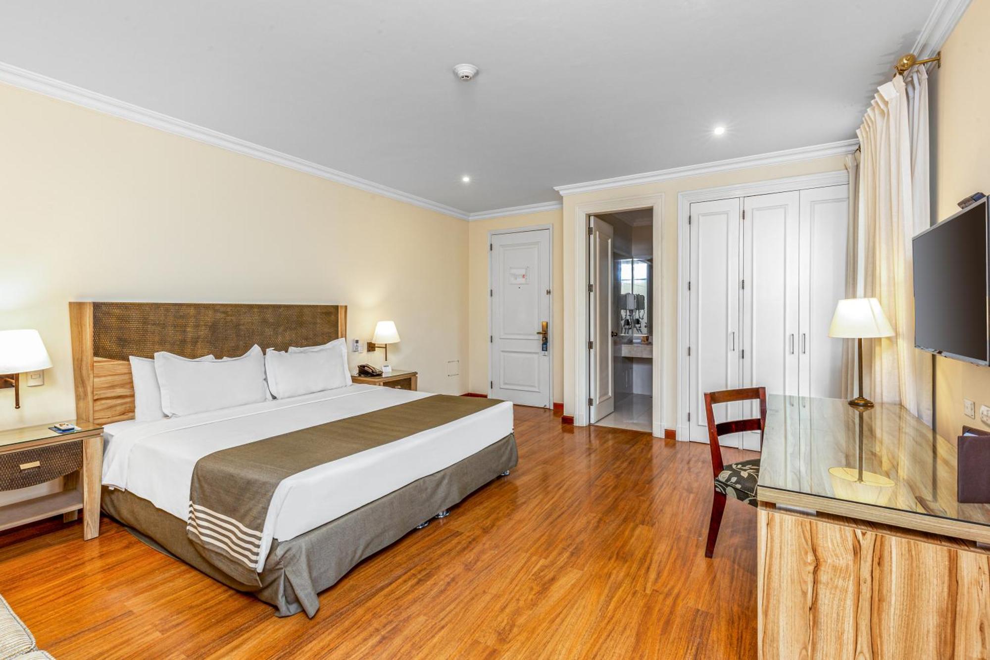 Lp Los Portales Hotel 피우라 외부 사진